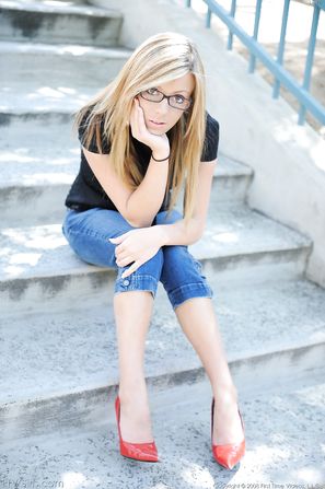 Leslie FTV Girls