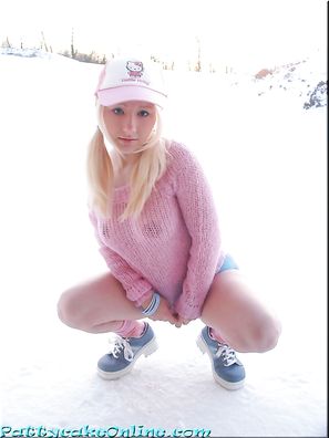 Pattycake Winter Hottie