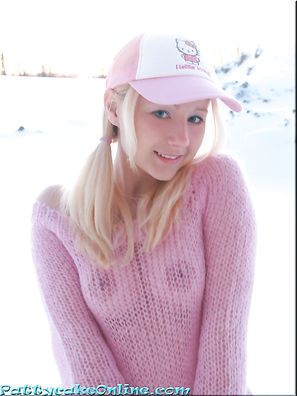Pattycake Winter Hottie