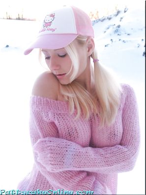 Pattycake Winter Hottie