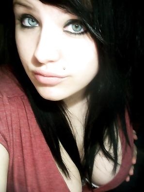 Ex-Girlfriend Pics