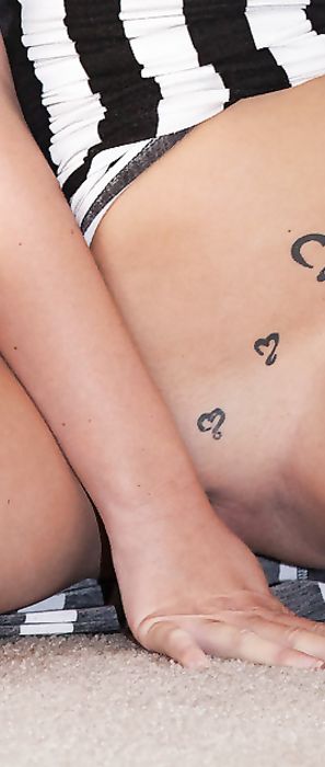 Hannah Kinney High Heels Zishy