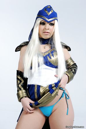 Ashe cosplay mate