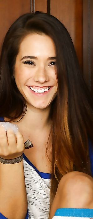 Eva Lovia High Socks Wet In The Kitchen