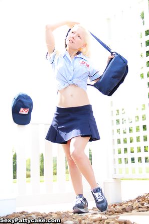 Sexy Pattycake Mail Delivery Babe