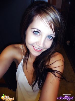 Andi Land Having Fun With Sarah Peachez