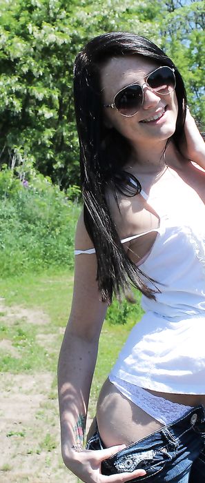 Freckles 18 Stripping Naked By Her Truck