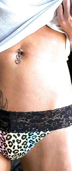 Nikki Sims Bedroom Selfies