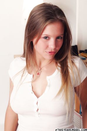 Dawson Miller Late Show This Years Model Perfect Tanlines Trimmed Pussy