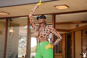 Nyla Womens Intuition Playboy Busty Ebony Beauty With Hairy Pussy