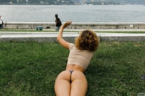 Sylvia Belotti Como Bros Zishy