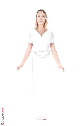 Angelika Grays Elfish Night IStripper