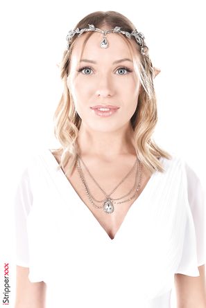 Angelika Grays Elfish Night IStripper