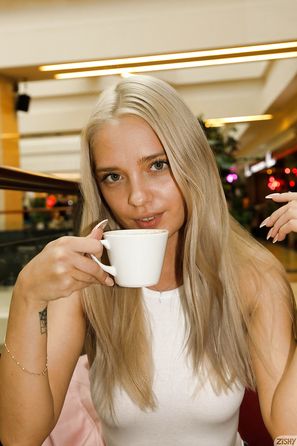 Katya Nesterova Moscow Meat Up Zishy