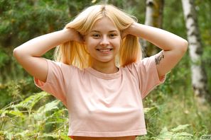 Bianca Bell Has A Picnic Zishy