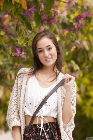 Carlee Delima Colledge Try Zishy