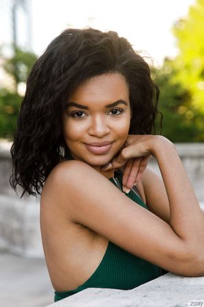 Kelsey and Dee In Atlanta Zishy