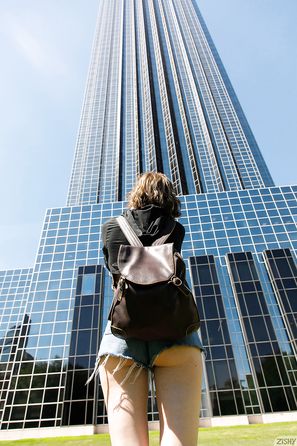 Maggie OShannon Houston No Problems Zishy