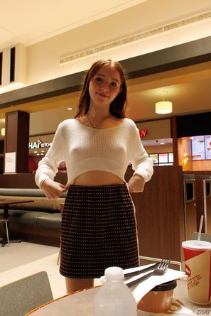 Myra Glasford Mall Therapy Zishy