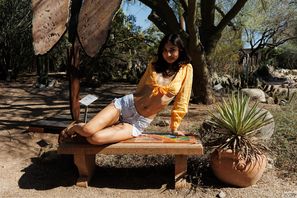 Reina Rae Tucson Bodanical Garden Zishy