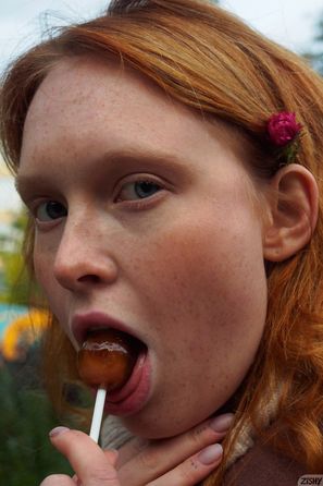 Arina Bik Sucker For Red Zishy