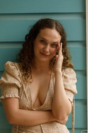 Carrie Barber Goes Ooops Zishy