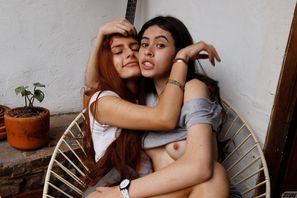 Three Girls One Camera Zishy