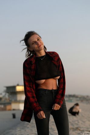 Hopeless Sofrantic Venice After Dark Zishy