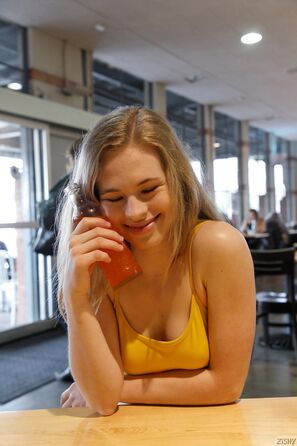 Minka Giertz Has Bawls Zishy