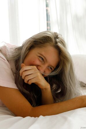 Maddie Crump Good Mornings 2 Zishy