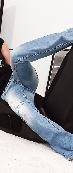 Nikki Sims