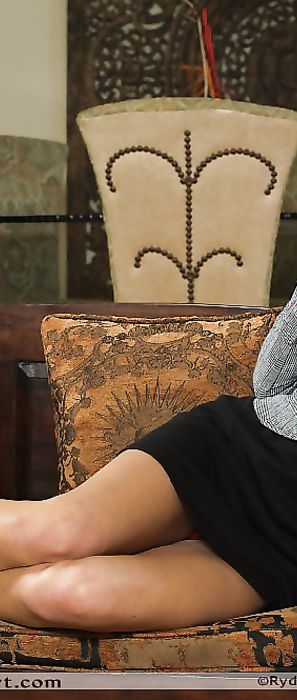 April ONeil Torrid