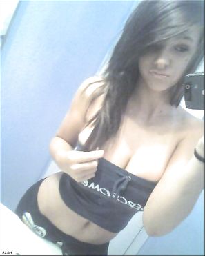 Brunette GF