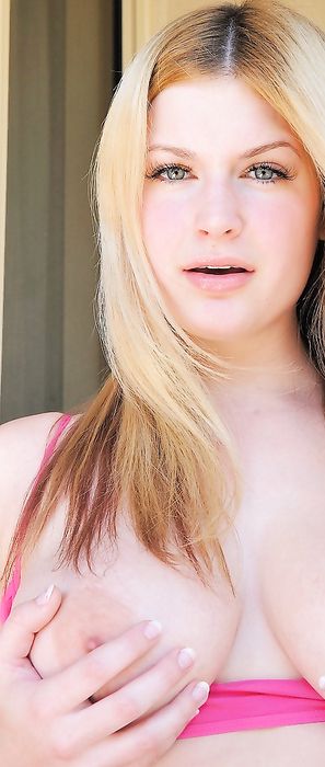 Danielle FTV