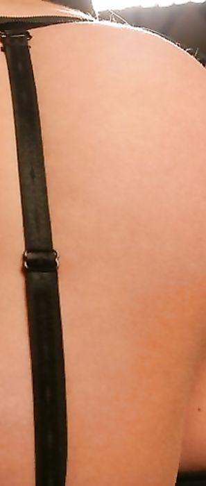 Kari Sweets Straps And Chains