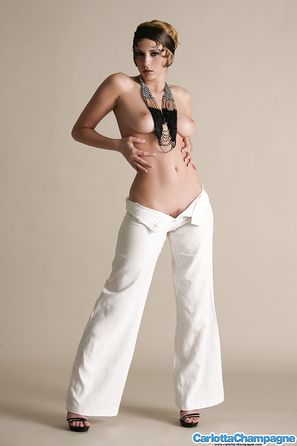 Carlotta Champagne