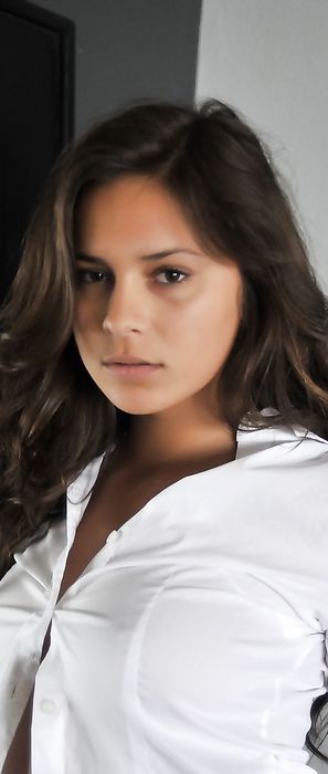Nina James