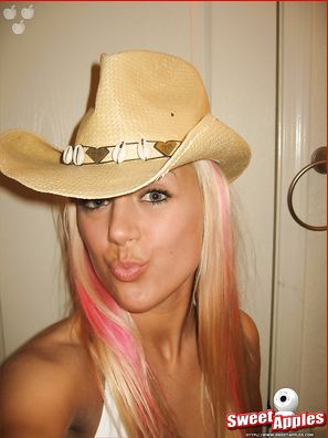 Cowgirl Sweet Apples