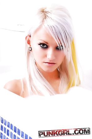 Ashlie Punk Girl