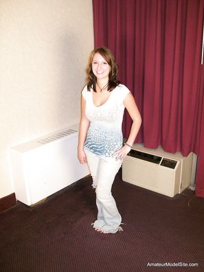 Sara busty amateur