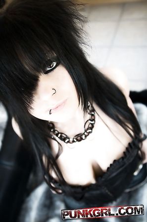Chaos Kitty punk girl