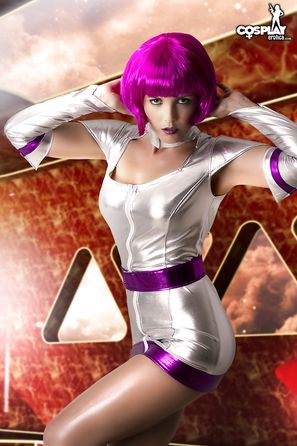 Gogo cosplay erotica