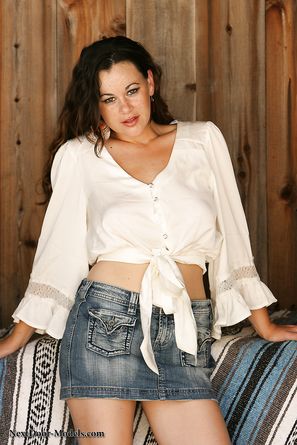 Kelly next door