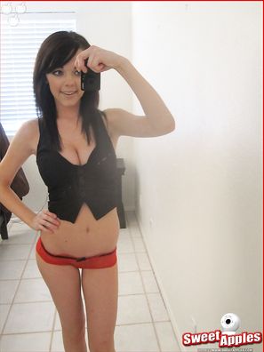 Paige sweet apples