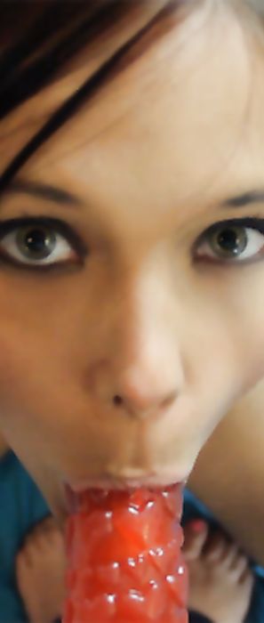 Bailey Knox Blowjob Or Footjob