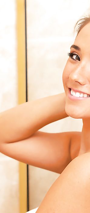 Eva Lovia Shower Time Baby