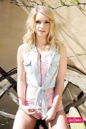 Jess Davies