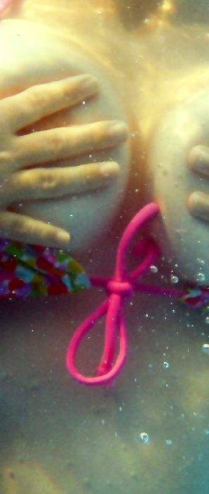 Sexy Pattycake Underwater Pussy