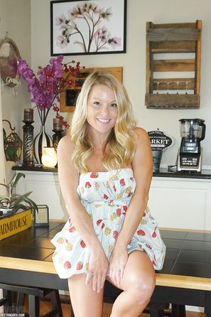 Meet Madden Strawberry Apron