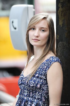 Alisha Girlfolio